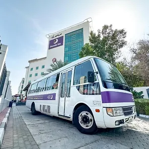Hotel Premier International Airport